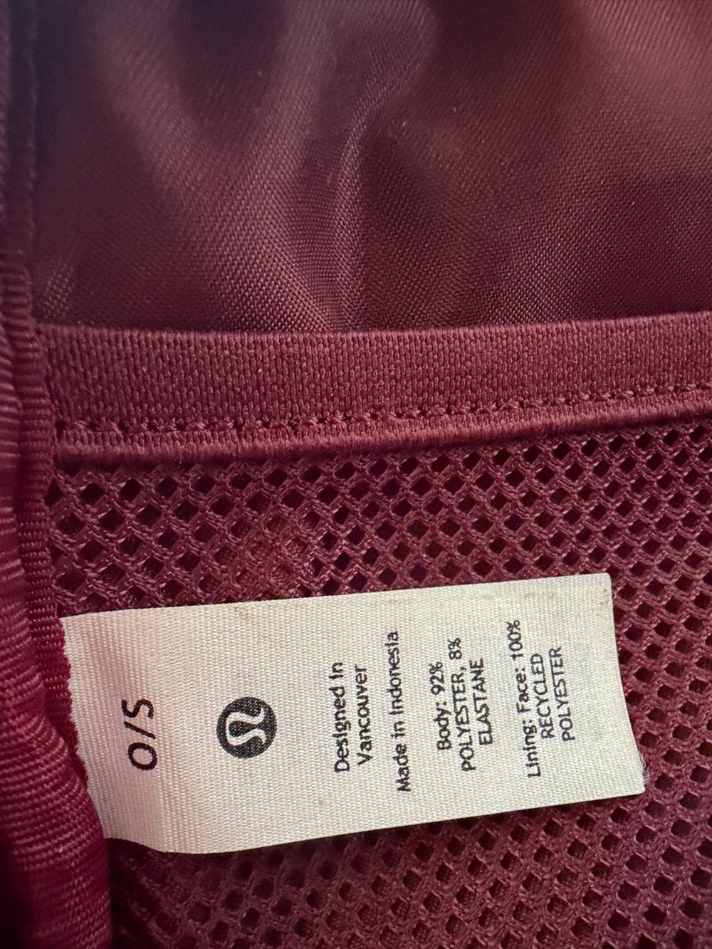 Lululemon Limited Edition Velour Quilted Burgundy Belt Bag with Gold Accent - Picture 9 of 13
